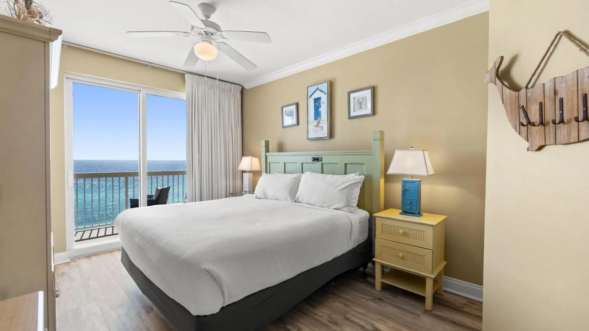 Apartment Calypso Resort By Panhandle Getaways Panama City Beach